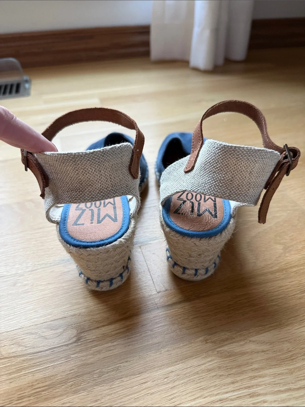 Miz Mooz blue suede